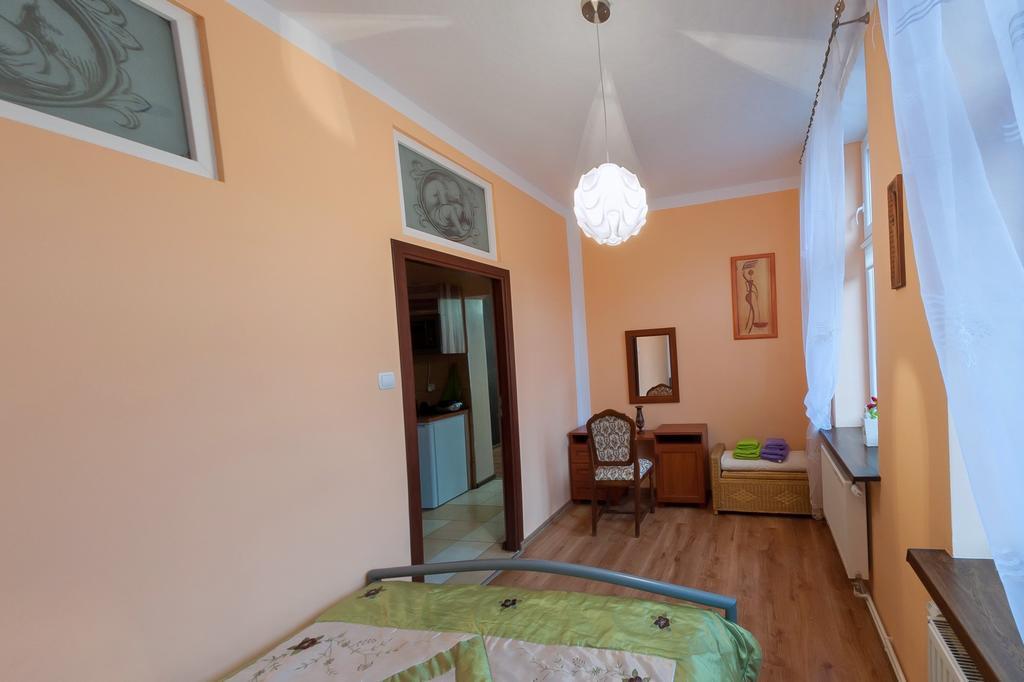 Apartament Rodzinny Hana Kudowa-Zdrój Exterior foto